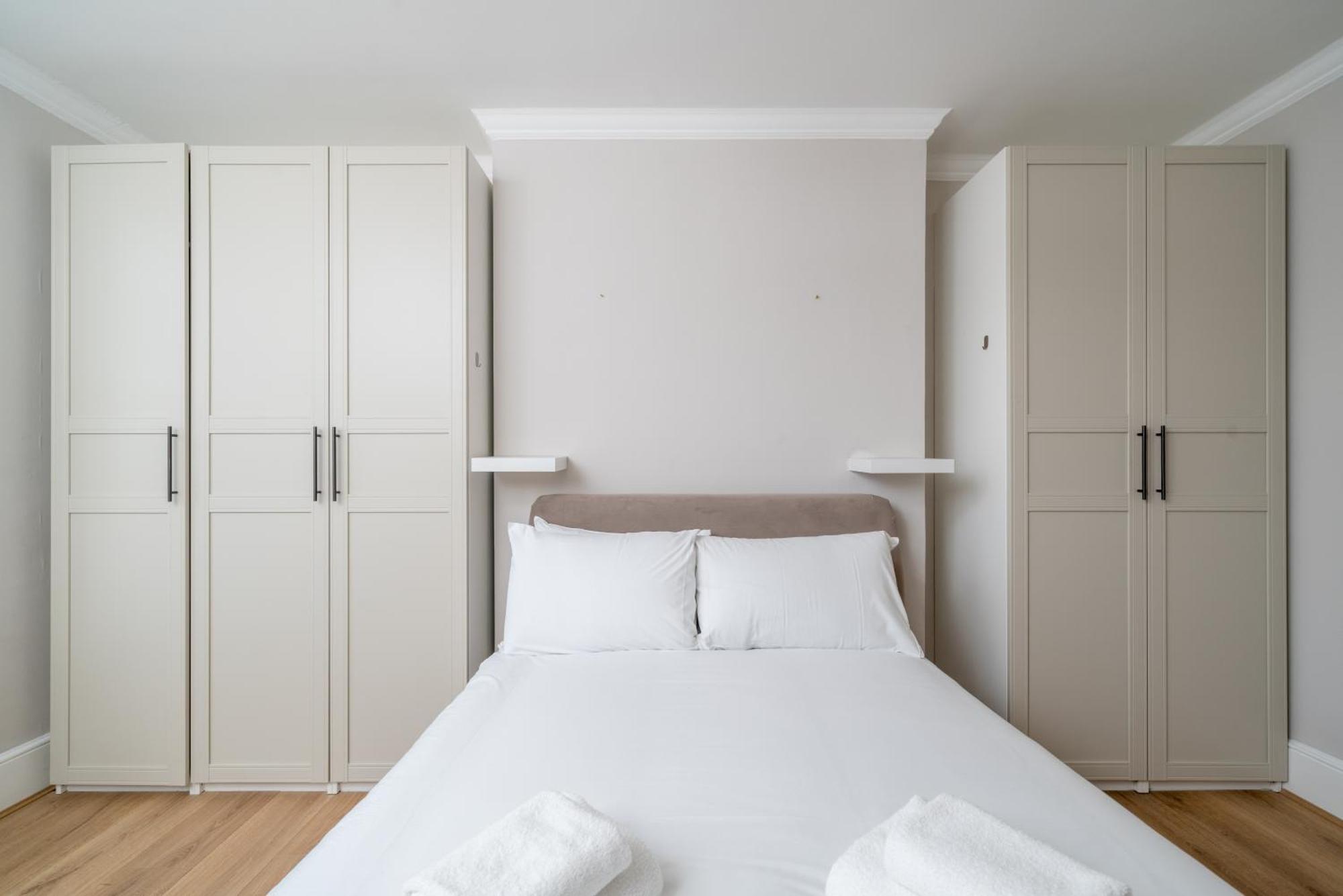 Brand New Flats Next To Oxford Street * Londres